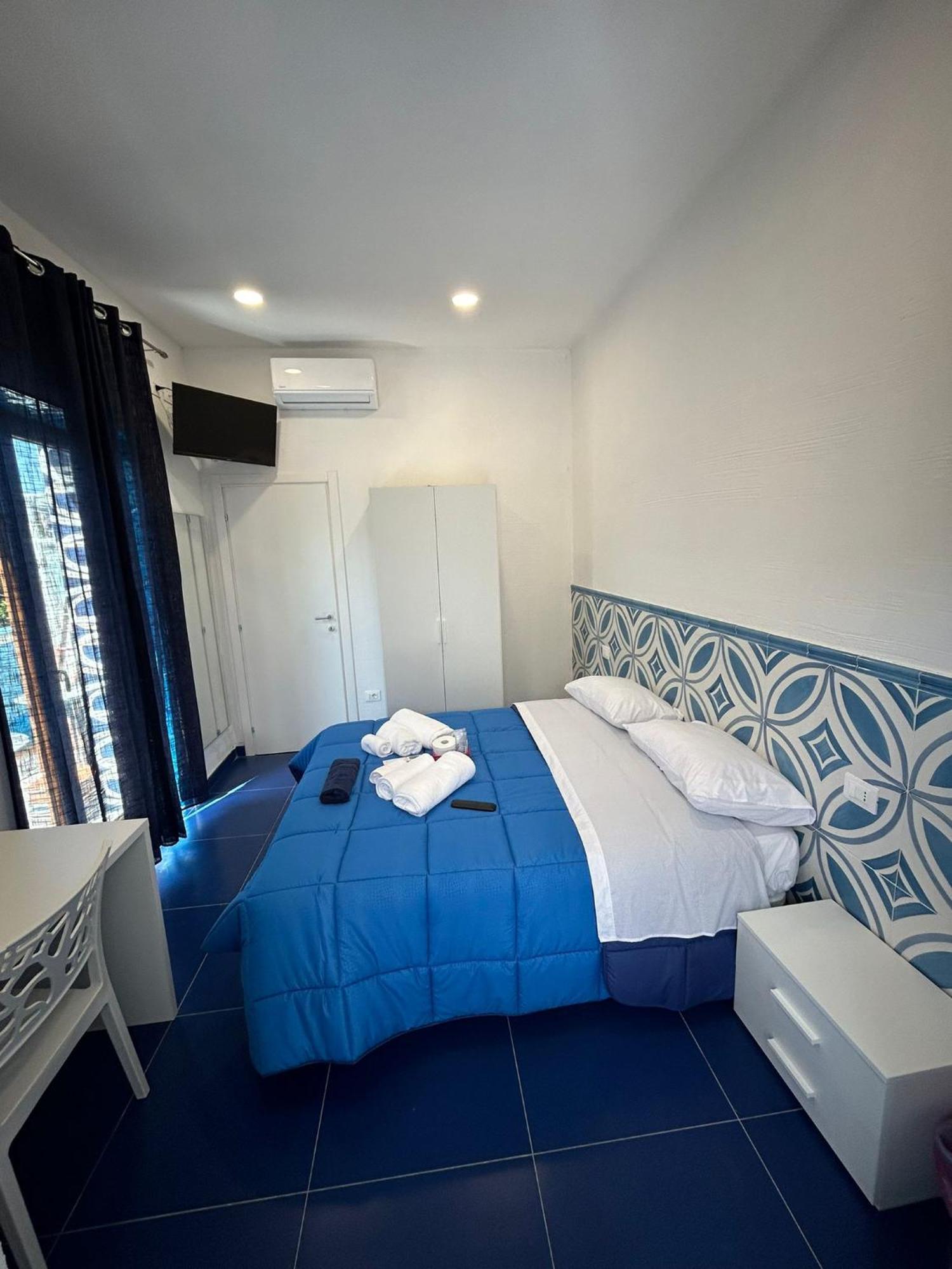 La Divina Bed&Breakfast Battipaglia Bagian luar foto