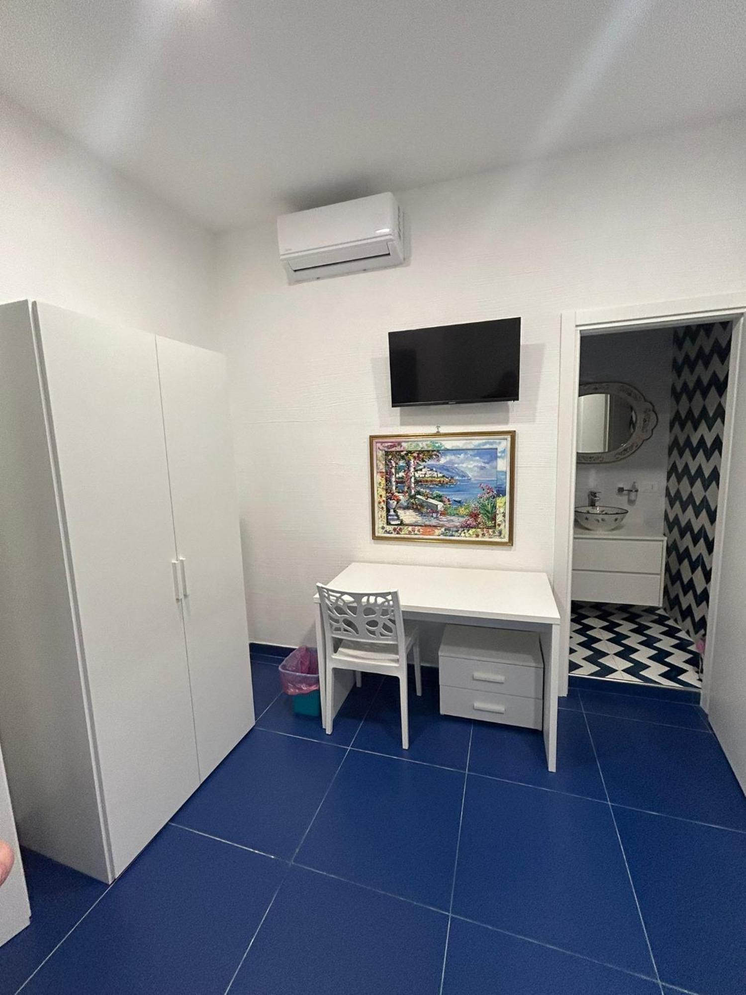 La Divina Bed&Breakfast Battipaglia Bagian luar foto