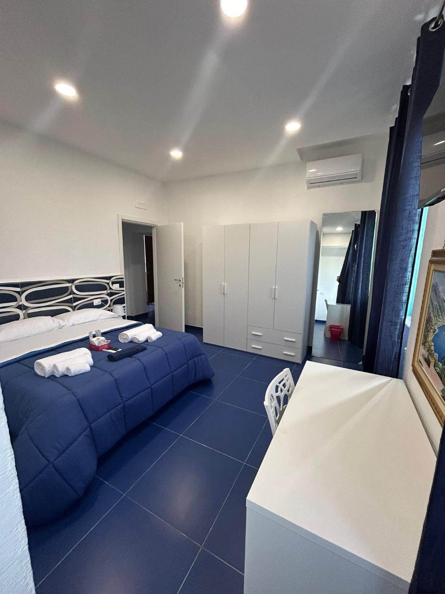 La Divina Bed&Breakfast Battipaglia Bagian luar foto